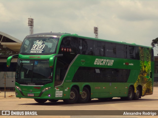 Eucatur - Empresa União Cascavel de Transportes e Turismo 5515 na cidade de Curitiba, Paraná, Brasil, por Alexandre Rodrigo. ID da foto: 9621213.