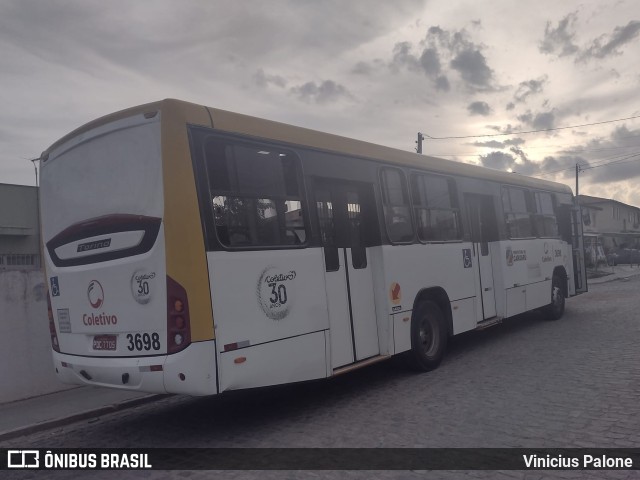 Coletivo Transportes 3698 na cidade de Caruaru, Pernambuco, Brasil, por Vinicius Palone. Número da foto: #9619801.