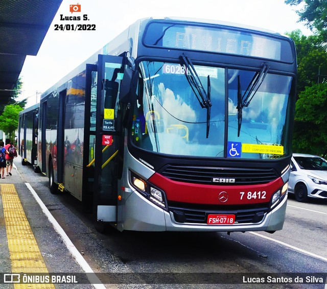 Transwolff Transportes e Turismo 7 8412 na cidade de São Paulo, São Paulo, Brasil, por Lucas Santos da Silva. Número da foto: #9704848.