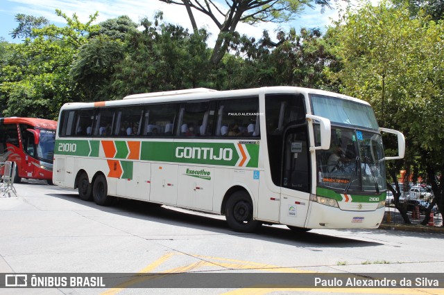 Empresa Gontijo de Transportes 21010 na cidade de São Paulo, São Paulo, Brasil, por Paulo Alexandre da Silva. ID da foto: 9707380.