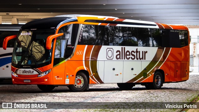 Allestur 600 na cidade de Joinville, Santa Catarina, Brasil, por Vinicius Petris. Número da foto: #9705486.