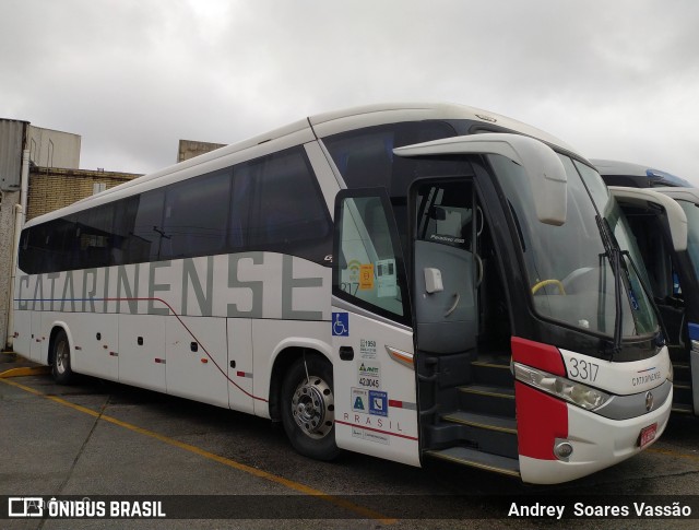 Auto Viação Catarinense 3317 na cidade de Curitiba, Paraná, Brasil, por Andrey  Soares Vassão. ID da foto: 9710636.