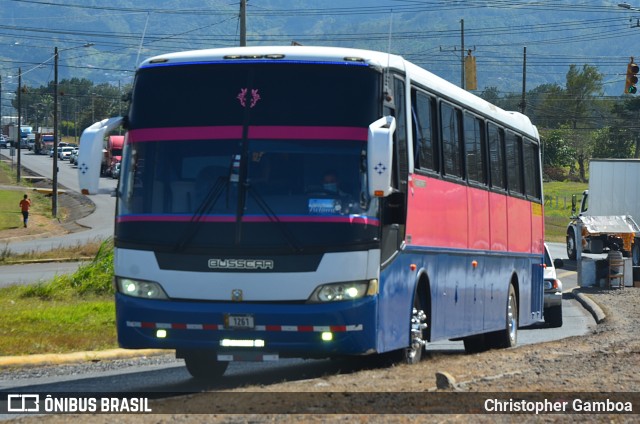 Autobuses sin identificación - Costa Rica PB 1261 na cidade de Cartago, Cartago, Costa Rica, por Christopher Gamboa. Número da foto: #9710447.