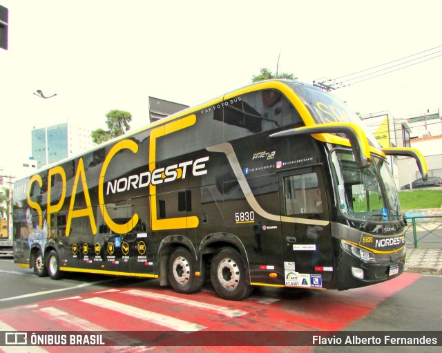 Expresso Nordeste 5830 na cidade de Sorocaba, São Paulo, Brasil, por Flavio Alberto Fernandes. Número da foto: #9708889.