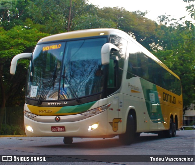 Empresa Gontijo de Transportes 19425 na cidade de São Paulo, São Paulo, Brasil, por Tadeu Vasconcelos. ID da foto: 9623190.