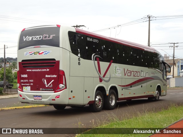 Vanzo Tur 1466 na cidade de Palmas, Paraná, Brasil, por Alexandre M.  Sanches. ID da foto: 9625678.