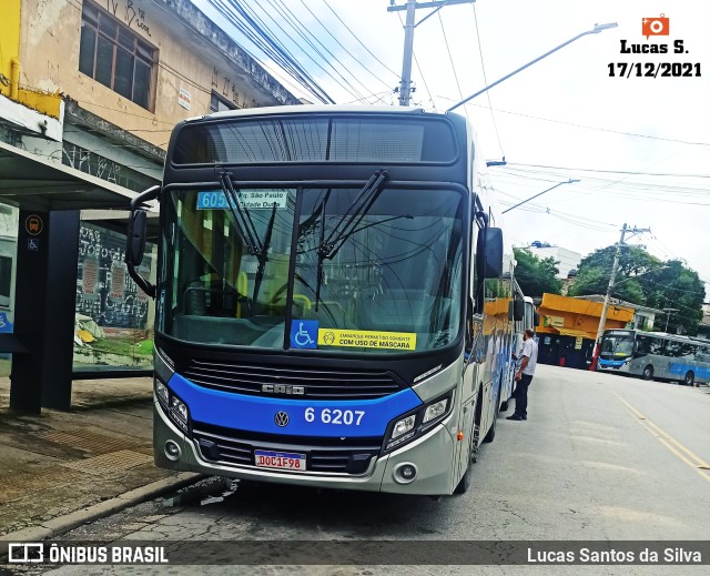Transwolff Transportes e Turismo 6 6207 na cidade de São Paulo, São Paulo, Brasil, por Lucas Santos da Silva. Número da foto: #9626126.
