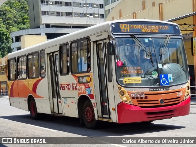 Petro Ita Transportes Coletivos de Passageiros 2076 na cidade de Petrópolis, Rio de Janeiro, Brasil, por Carlos Alberto de Oliveira Júnior. ID da foto: 9624507.