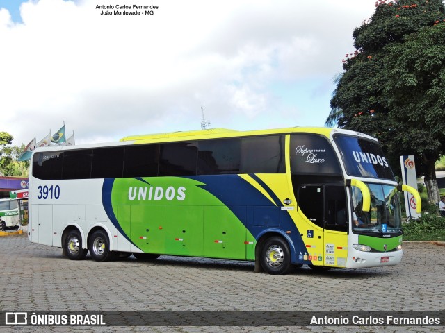 Viagens Unidos 3910 na cidade de João Monlevade, Minas Gerais, Brasil, por Antonio Carlos Fernandes. Número da foto: #9623731.