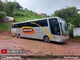 Saritur - Santa Rita Transporte Urbano e Rodoviário 10220 na cidade de Divinolândia de Minas, Minas Gerais, Brasil, por Marcelo Augusto. Número da foto: #:id.