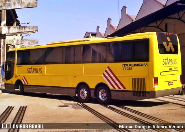 Viação Itapemirim 44029 na cidade de Rio de Janeiro, Rio de Janeiro, Brasil, por Márcio Douglas Ribeiro Venino. Número da foto: #9629227.