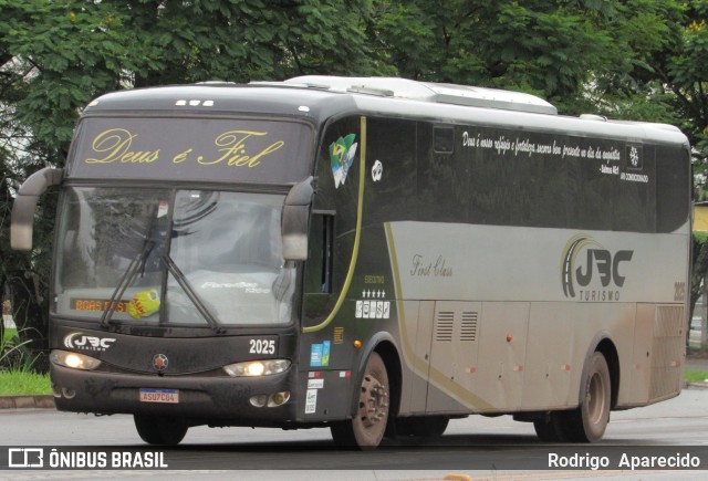 JBC Turismo 2025 na cidade de Conselheiro Lafaiete, Minas Gerais, Brasil, por Rodrigo  Aparecido. ID da foto: 9628388.