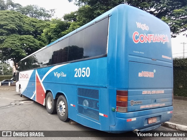 Viação Confiança 2050 na cidade de Aparecida, São Paulo, Brasil, por Vicente de Paulo Alves. Número da foto: #9627104.