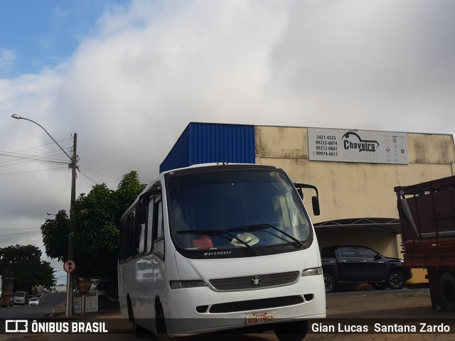 Ônibus Particulares 1952 na cidade de Ji-Paraná, Rondônia, Brasil, por Gian Lucas  Santana Zardo. ID da foto: 9630092.