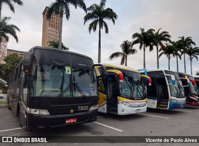 Ônibus Particulares 7800 na cidade de Aparecida, São Paulo, Brasil, por Vicente de Paulo Alves. ID da foto: 9630806.