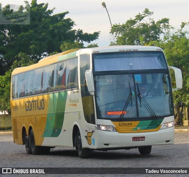 Empresa Gontijo de Transportes 12595 na cidade de Vitória da Conquista, Bahia, Brasil, por Tadeu Vasconcelos. ID da foto: 9629974.