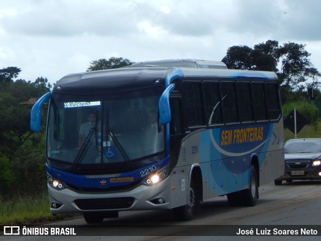 Sem Fronteiras Turismo 2210 na cidade de São Brás do Suaçuí, Minas Gerais, Brasil, por José Luiz Soares Neto. Número da foto: #9633539.