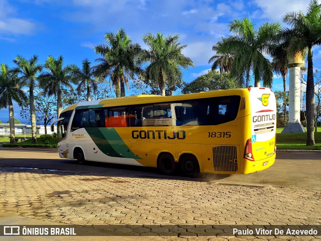 Empresa Gontijo de Transportes 18315 na cidade de São Sebastião do Paraíso, Minas Gerais, Brasil, por Paulo Vitor De Azevedo. ID da foto: 9637128.