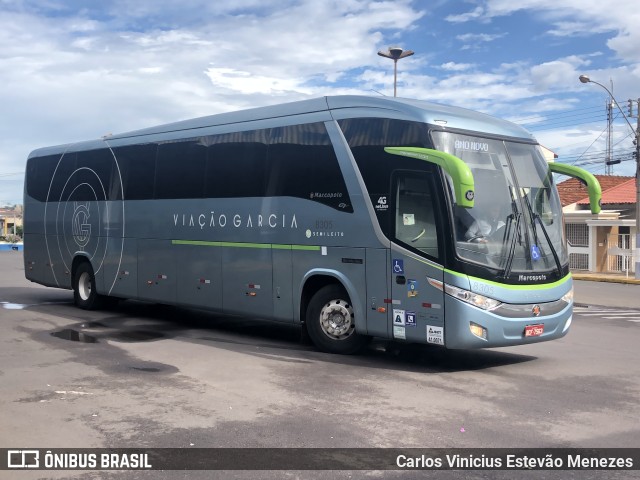 Viação Garcia 8305 na cidade de Osvaldo Cruz, São Paulo, Brasil, por Carlos Vinicius Estevão Menezes. Número da foto: #9636402.