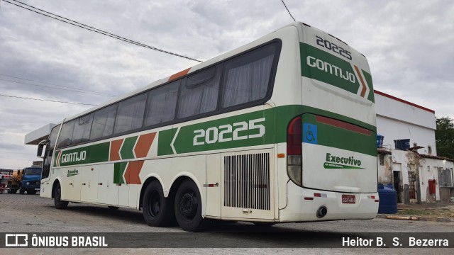 Empresa Gontijo de Transportes 20225 na cidade de Currais Novos, Rio Grande do Norte, Brasil, por Heitor B.  S.  Bezerra. ID da foto: 9642196.