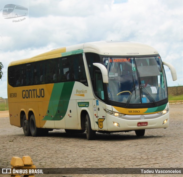 Empresa Gontijo de Transportes 18380 na cidade de Vitória da Conquista, Bahia, Brasil, por Tadeu Vasconcelos. ID da foto: 9638301.