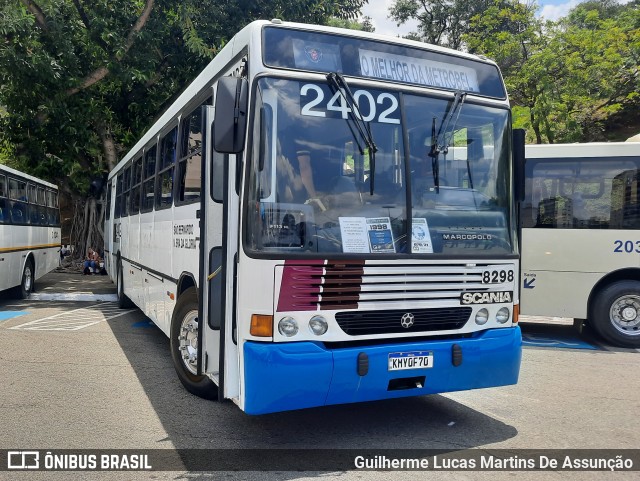 Ônibus Particulares 8298 na cidade de São Paulo, São Paulo, Brasil, por Guilherme Lucas Martins De Assunção. Número da foto: #9639627.