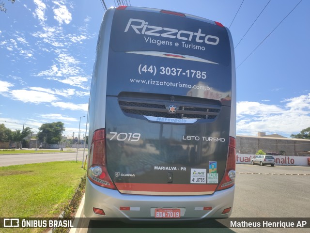 Rizzato Transporte e Turismo 7019 na cidade de Marialva, Paraná, Brasil, por Matheus Henrique AP. ID da foto: 9641203.