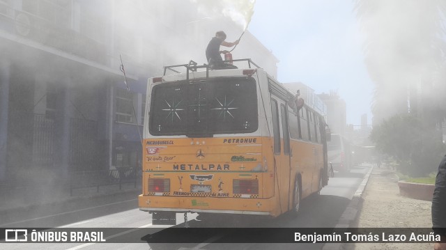 Ônibus Particulares EL BACANISIMO na cidade de Valparaíso, Valparaíso, Valparaíso, Chile, por Benjamín Tomás Lazo Acuña. Número da foto: #10464319.