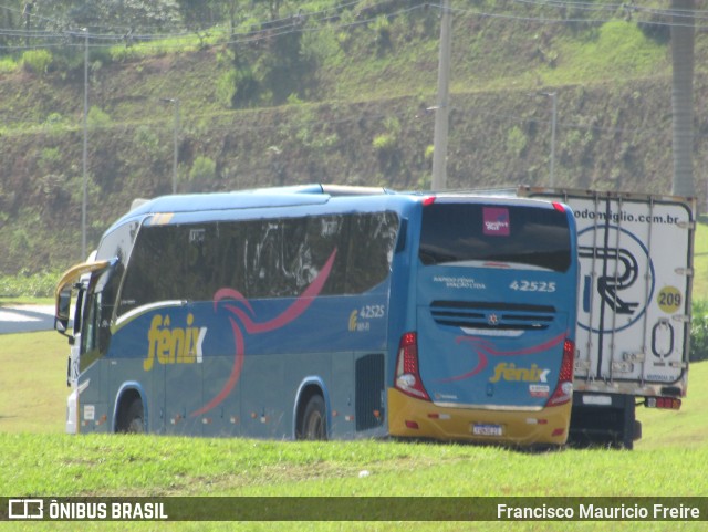 Rápido Expresso Fênix Viação 42525 na cidade de São Roque, São Paulo, Brasil, por Francisco Mauricio Freire. ID da foto: 10465036.