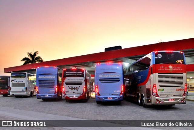 Arca Turismo 5090 na cidade de Guaratinguetá, São Paulo, Brasil, por Lucas Elson de Oliveira. Número da foto: #10468351.
