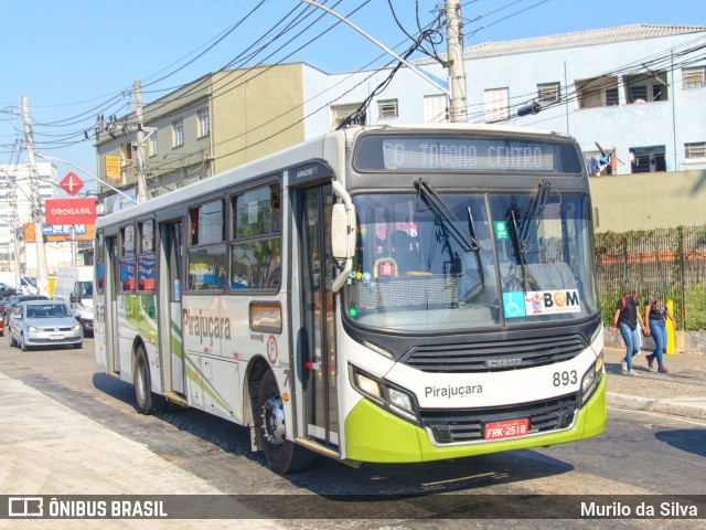 Viação Pirajuçara 893 na cidade de Taboão da Serra, São Paulo, Brasil, por Murilo da Silva. Número da foto: #10466434.