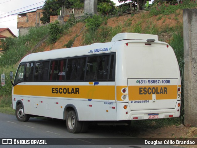 Lia Tur 0H70 na cidade de Belo Horizonte, Minas Gerais, Brasil, por Douglas Célio Brandao. ID da foto: 10471036.