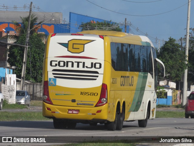 Empresa Gontijo de Transportes 18580 na cidade de Jaboatão dos Guararapes, Pernambuco, Brasil, por Jonathan Silva. ID da foto: 10468920.