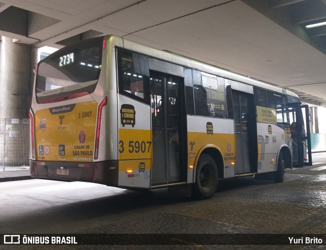 Upbus Qualidade em Transportes 3 5907 na cidade de São Paulo, São Paulo, Brasil, por Yuri Brito. Número da foto: #10473999.