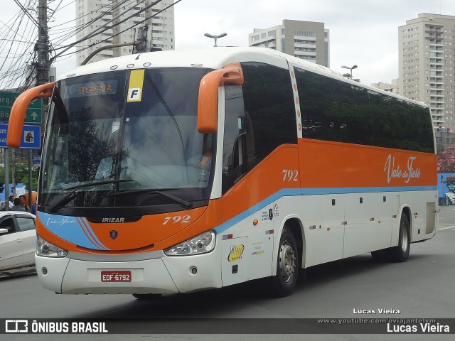 Viação Vale do Tietê 792 na cidade de São Paulo, São Paulo, Brasil, por Lucas Vieira. Número da foto: #10479241.