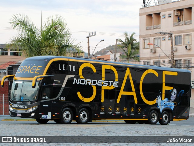 Expresso Nordeste 5820 na cidade de Balneário Camboriú, Santa Catarina, Brasil, por João Victor. ID da foto: 10484732.