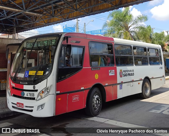 Pêssego Transportes 4 7658 na cidade de São Paulo, São Paulo, Brasil, por Clóvis Henryque Pacheco dos Santos. ID da foto: 10482519.