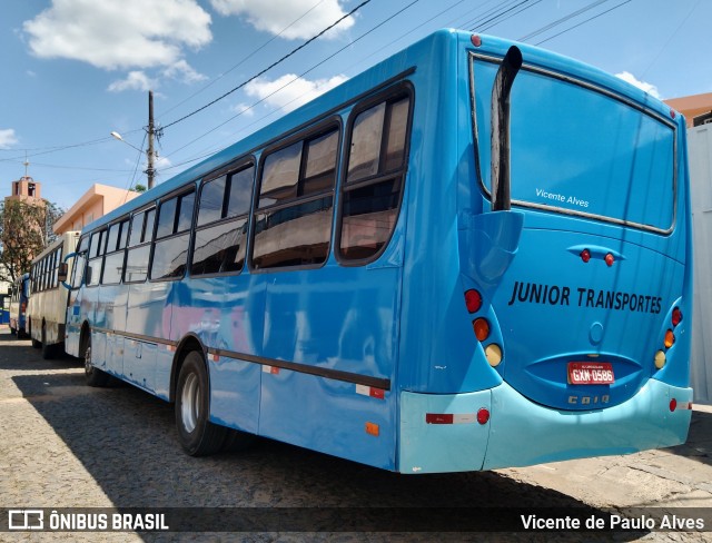 Ônibus Particulares 0586 na cidade de Divinópolis, Minas Gerais, Brasil, por Vicente de Paulo Alves. ID da foto: 10489893.