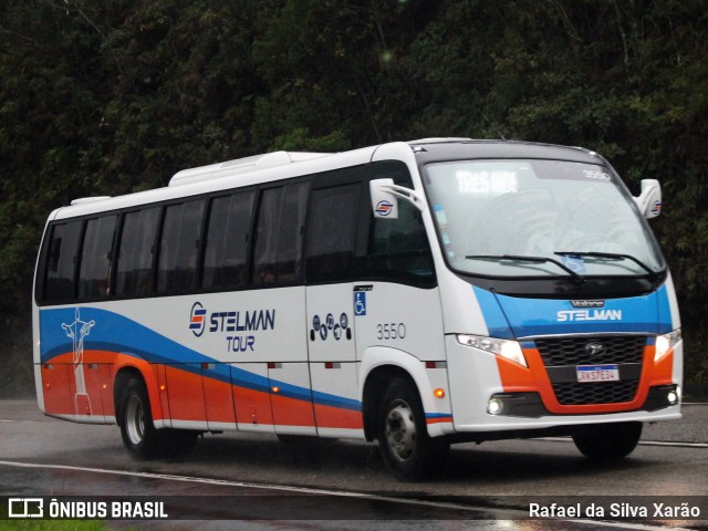 Stelman Tour Transporte Rodoviário de Passageiros 3550 na cidade de Petrópolis, Rio de Janeiro, Brasil, por Rafael da Silva Xarão. Número da foto: #10493880.