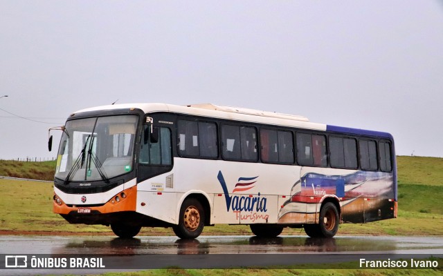 Viação Vacaria 5010 na cidade de Echaporã, São Paulo, Brasil, por Francisco Ivano. Número da foto: #10494214.