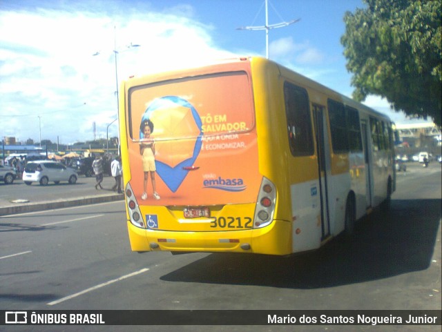 Plataforma Transportes 30212 na cidade de Salvador, Bahia, Brasil, por Mario dos Santos Nogueira Junior. ID da foto: 10491655.