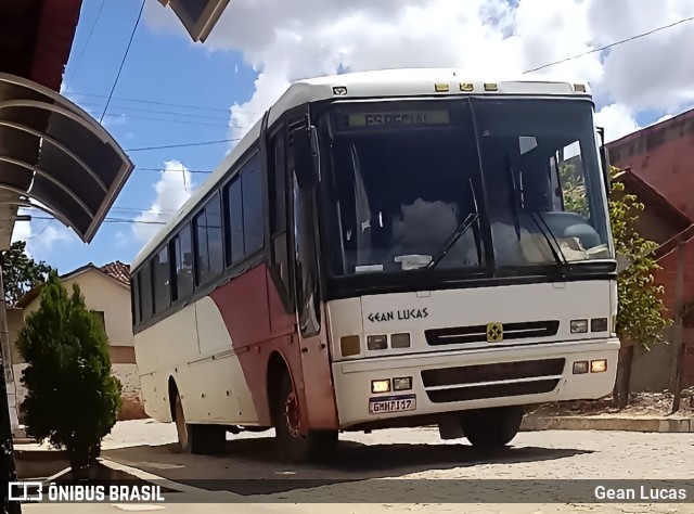 Viação São Fidélis 7817 na cidade de Ataléia, Minas Gerais, Brasil, por Gean Lucas. ID da foto: 10491181.