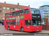 Abellio London Bus Company 2427 na cidade de London, Greater London, Inglaterra, por Fábio Takahashi Tanniguchi. ID da foto: :id.