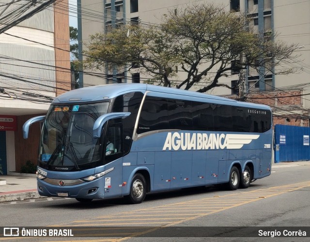 Viação Águia Branca 27900 na cidade de Vitória, Espírito Santo, Brasil, por Sergio Corrêa. ID da foto: 10438746.