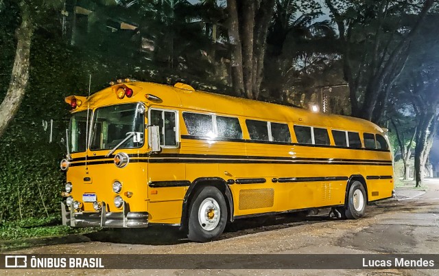 Ônibus Particulares 7E74 na cidade de São Paulo, São Paulo, Brasil, por Lucas Mendes. Número da foto: #10496574.