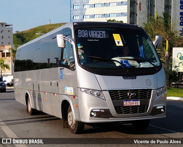 Ônibus Particulares 10 na cidade de Aparecida, São Paulo, Brasil, por Vicente de Paulo Alves. ID da foto: 10497925.