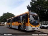 Companhia Carris Porto-Alegrense 0098 na cidade de Porto Alegre, Rio Grande do Sul, Brasil, por Wesley Dos santos Rodrigues. Número da foto: #:id.