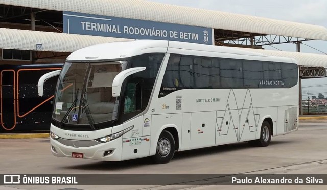 Viação Motta 21812 na cidade de Betim, Minas Gerais, Brasil, por Paulo Alexandre da Silva. Número da foto: #10503364.