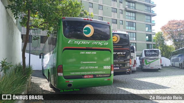 Esperança Turismo 1650 na cidade de Petrópolis, Rio de Janeiro, Brasil, por Zé Ricardo Reis. ID da foto: 10501341.