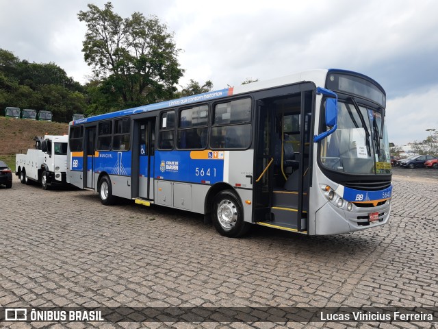 BB Transportes e Turismo 5641 na cidade de Jandira, São Paulo, Brasil, por Lucas Vinicius Ferreira. Número da foto: #10507346.